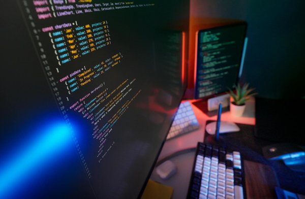 Quels sont les défis de l'intégration des technologies de l'Internet des Objets (IoT) dans les systèmes de gestion des infrastructures?