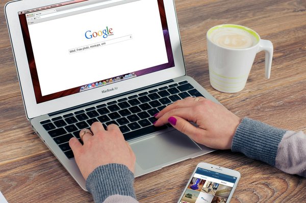 Quels outils peuvent aider à la gestion de la documentation technique d'un projet logiciel?